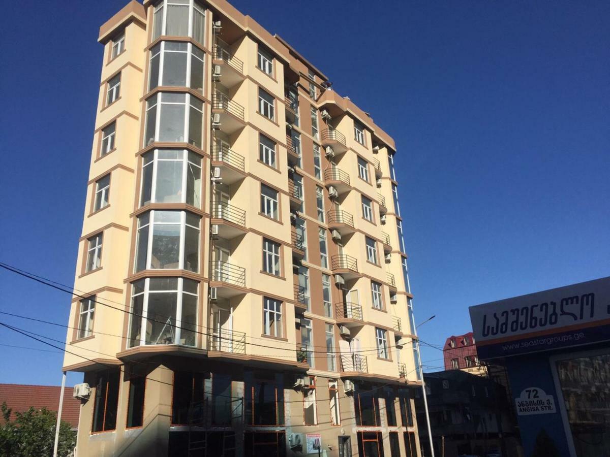 Hotel Batumi Inn Exterior photo